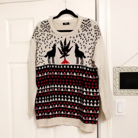 Oversized White Festive Sweater - Picture 1 of 2